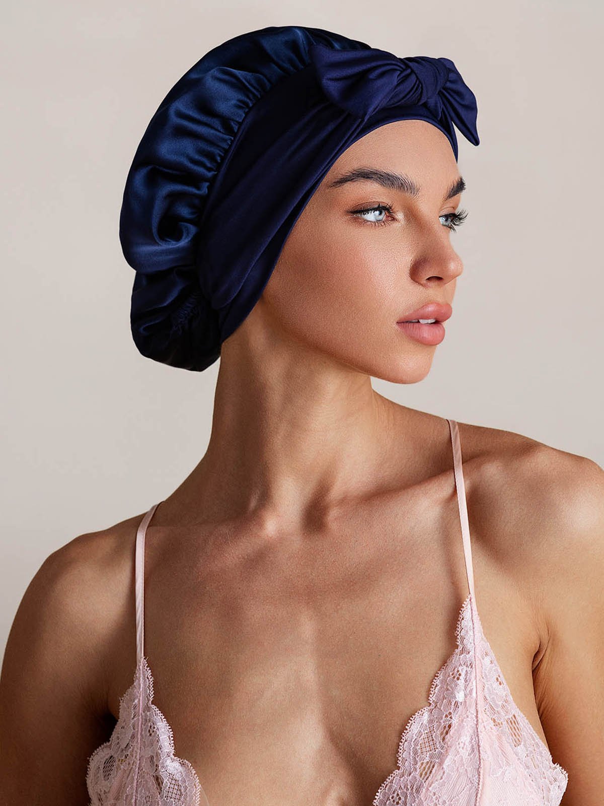 Nuvero PureSilk Bowknot Tie Bonnet