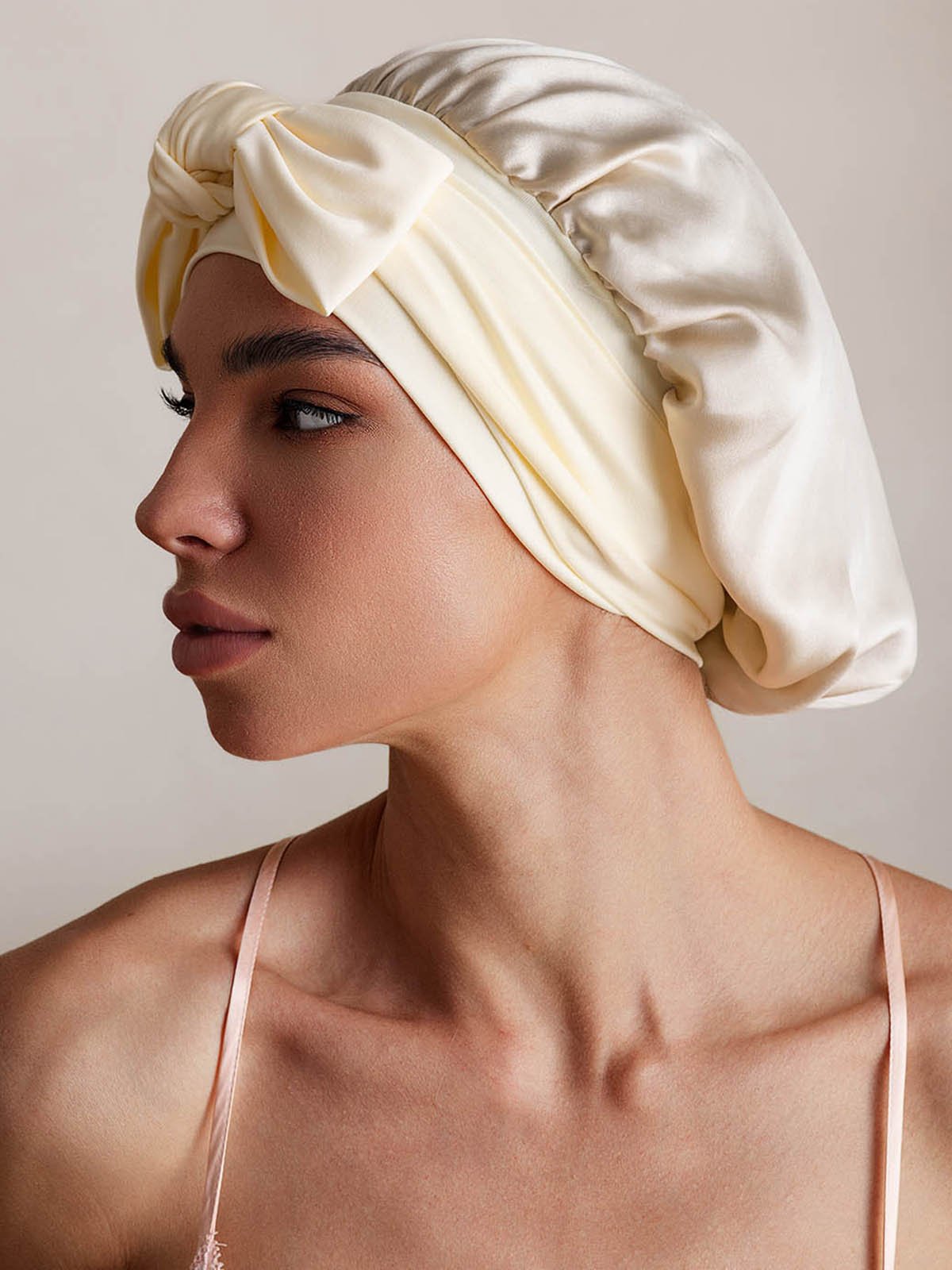 Nuvero PureSilk Bowknot Tie Bonnet