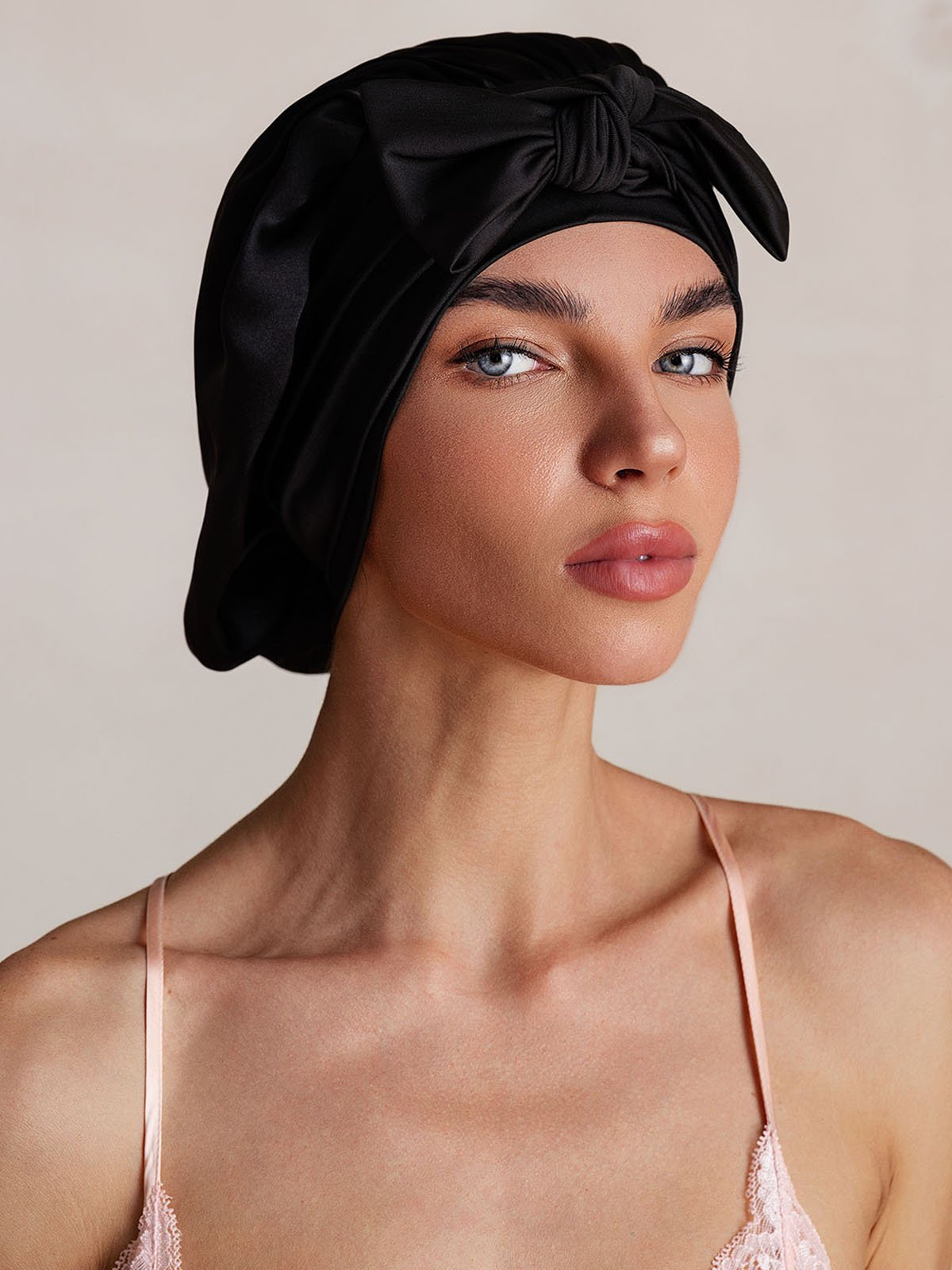 Nuvero PureSilk Bowknot Tie Bonnet
