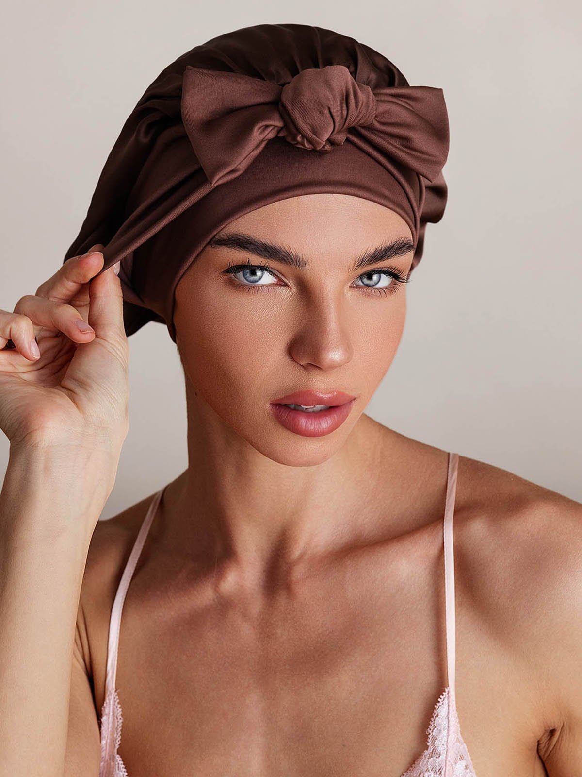 Nuvero PureSilk Bowknot Tie Bonnet