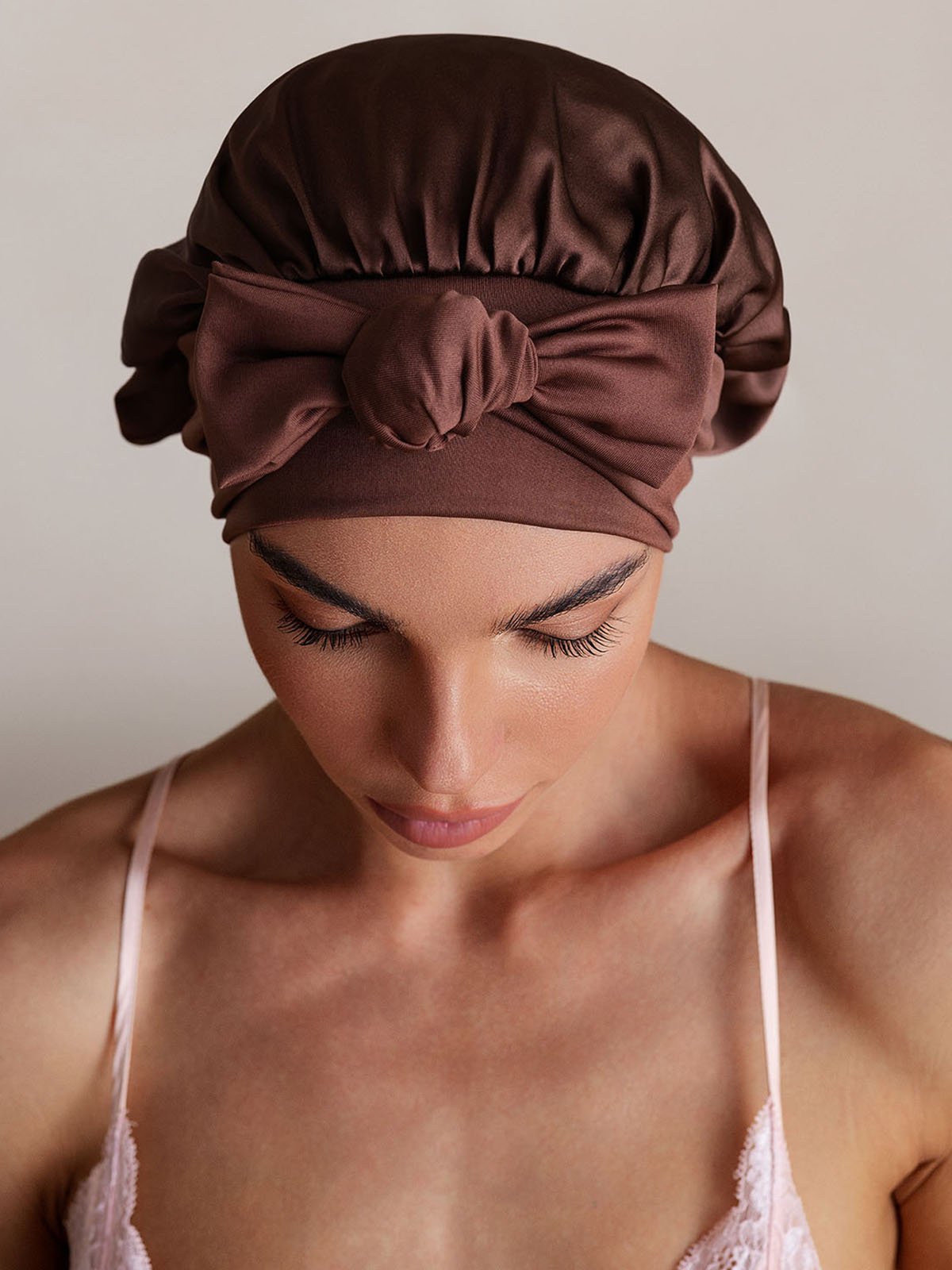 Nuvero PureSilk Bowknot Tie Bonnet